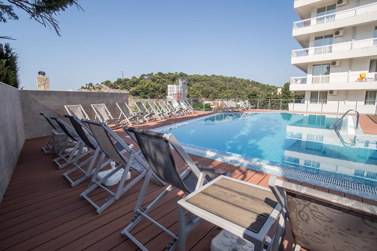 Sato Conference And Spa Hotel Сутоморе Екстериор снимка